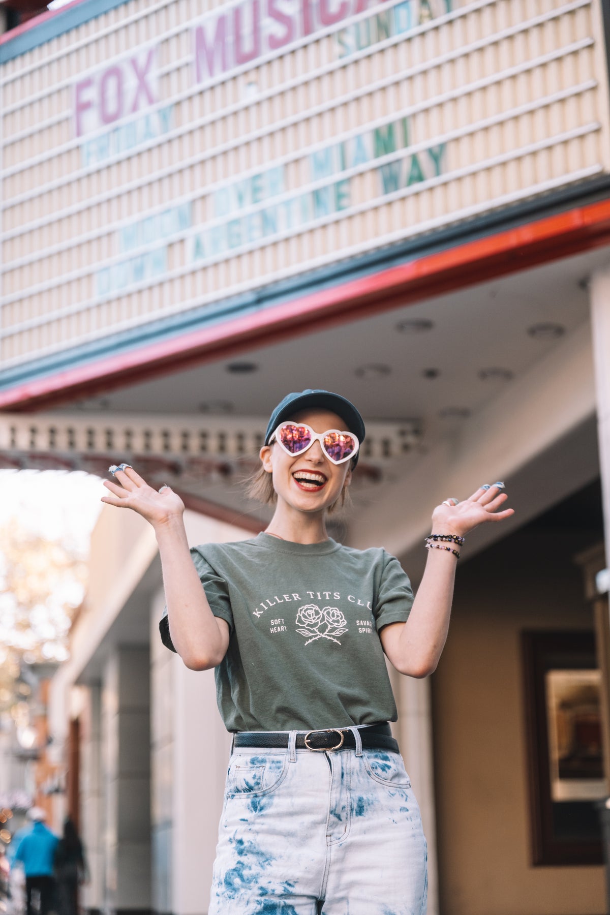 Unshaken Vintage Tee- Army Green